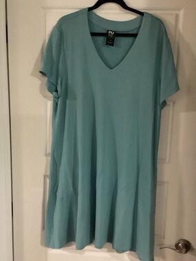 Pure Essence Women's Teal V-Neck Short Sleeve dress